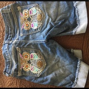 Girls cute sequin owl pocket rough hem Jean shorts